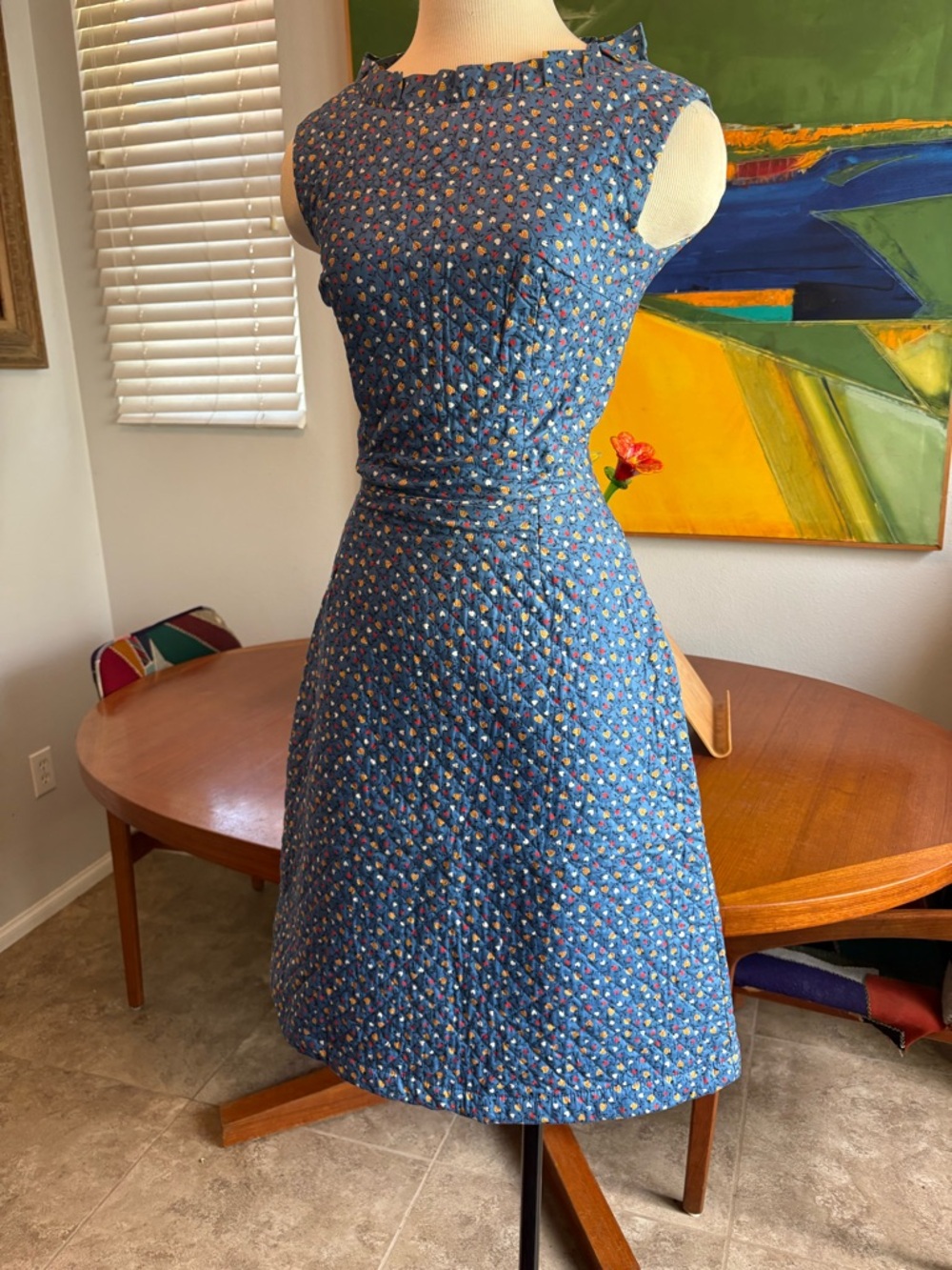 Vintage 50s Blue Floral Quilted Fit-and-Flare Dress with Strawberries and Hearts - Picture 5 of 11